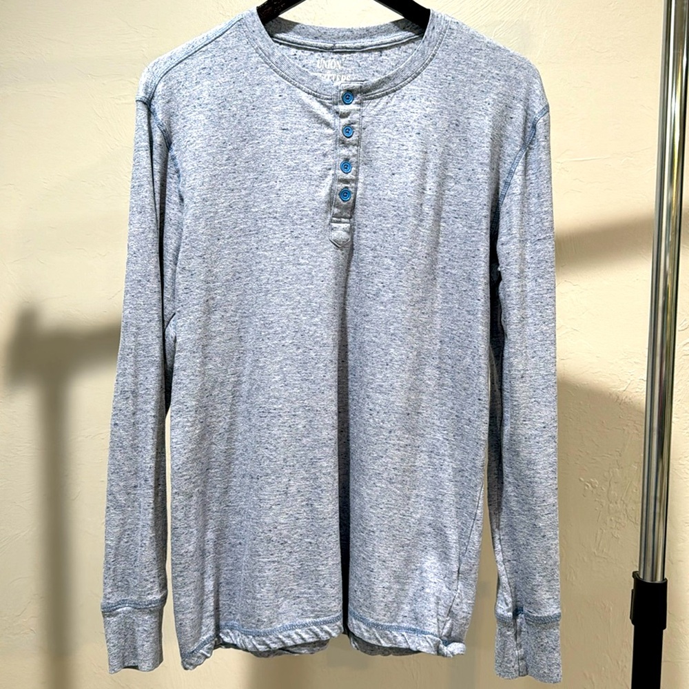 Union Outfitters Long Sleeve Tshirt, Size Medium. Excellent Condition!